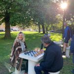 Drie nieuwe schaaktafels in het Baron Ruzettepark